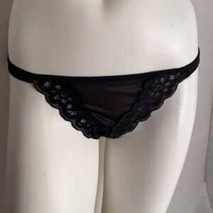 Secretly Yours black nylon lace panty L